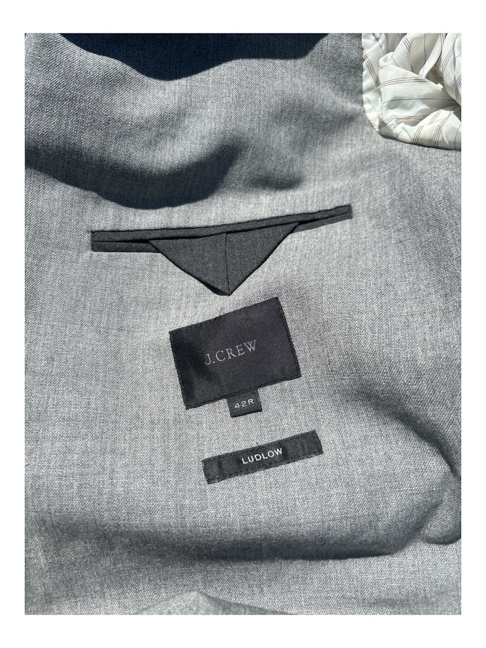 Men's Gray Two-Button Blazer - Classic Tailored Look - Picture 5 of 5